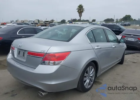 2011 Honda Accord 3.5 Ex-L from USA, damaged, VIN 1HGCP3F89BA017823